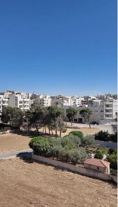 شقة في عمان - ناعور - 125,000 دأ - صورة 1